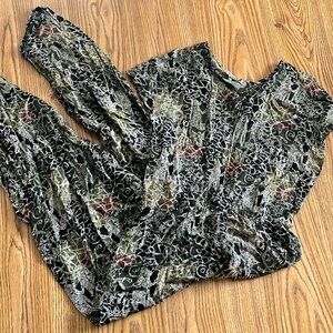 Vintage Black and Green Zip-Front Jumpsuit (Size 7)